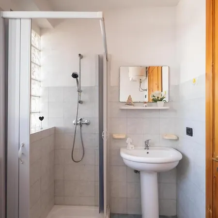 Coastal Chic Rooftop Vista Mare Сан-Фока