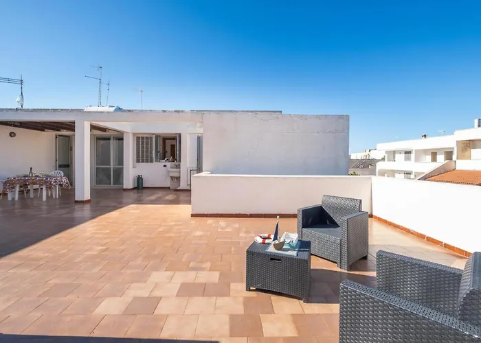 Coastal Chic Rooftop Vista Mare San Foca